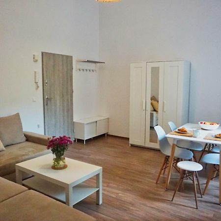 Palace Of Culture, Modern City Center Suite! Varşova Dış mekan fotoğraf