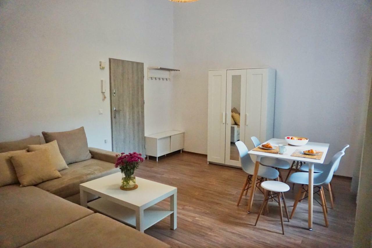 Palace Of Culture, Modern City Center Suite! Varşova Dış mekan fotoğraf